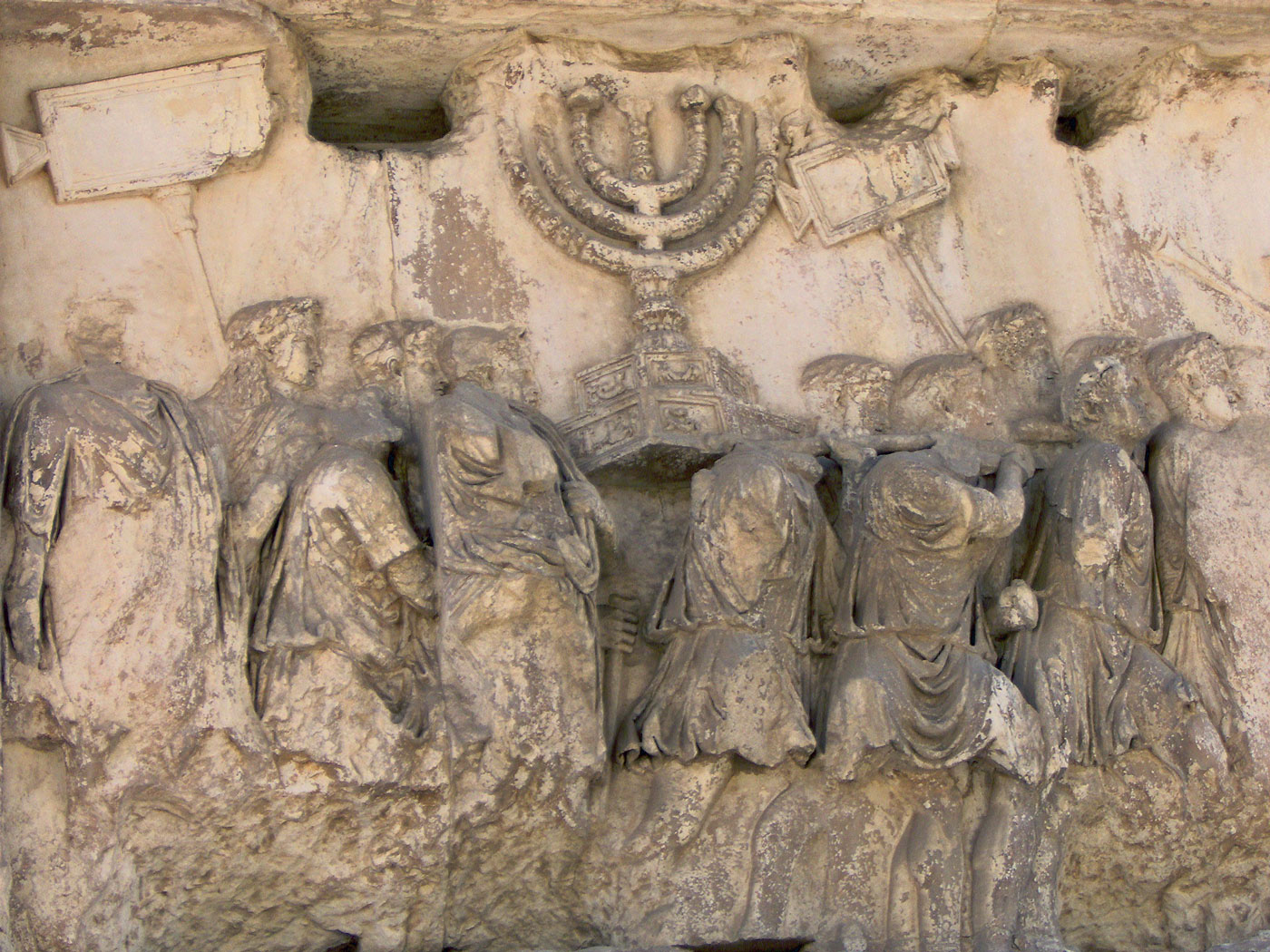 Forum-Romanum,-Arch-of-Titus,-Spoils-from-the-Temple-of-Jerusalem-4.jpg